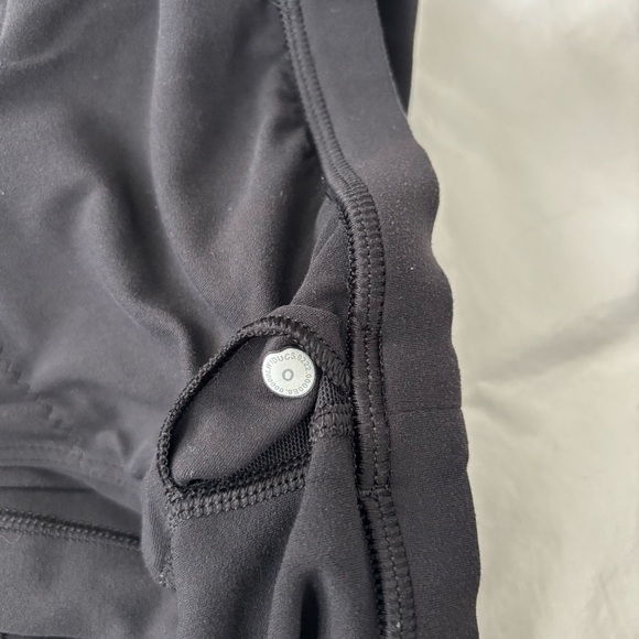 Lululemon Black Align Top Size 0 - Picture 3 of 3